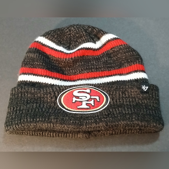 NWOT Unisex Black SF Logo Beanie - Picture 4 of 7